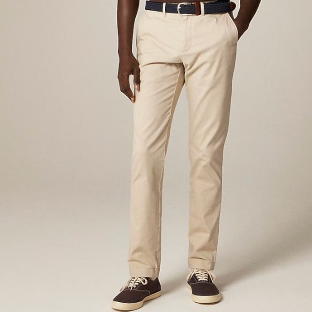 J.Crew Men's Straight Fit Flex Chino Pant in Khaki Men's 30W x 30L